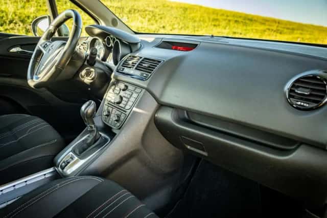 Opel Meriva (2012) thumbnail 6
