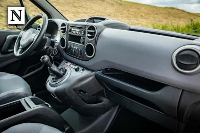 Citroën Berlingo (2017) thumbnail 2
