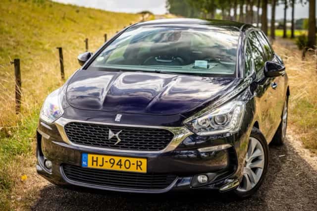 DS 5 (2015) thumbnail 5