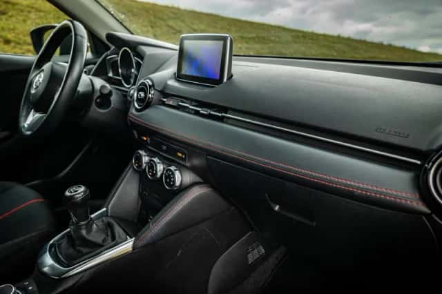 Mazda 2 (2016) thumbnail 6