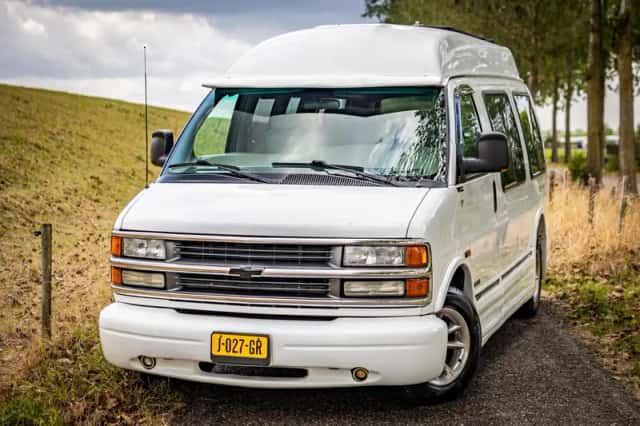 Chevrolet Express (2002) thumbnail 5