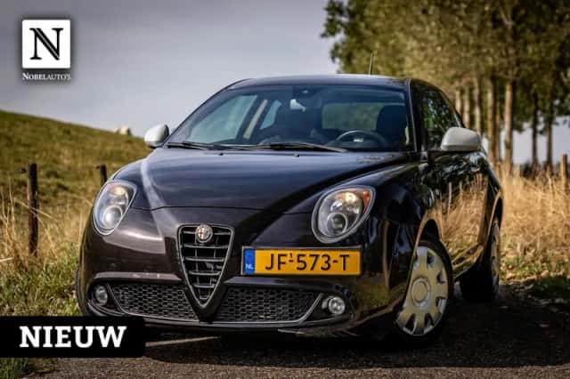 Alfa Romeo MiTo (2016) thumbnail 1