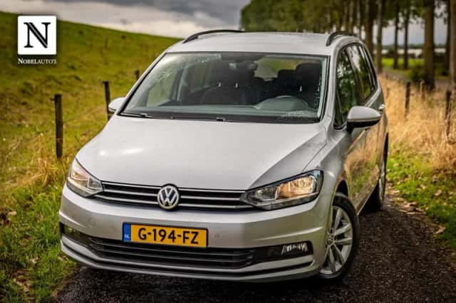 Volkswagen Touran (2019) thumbnail 3