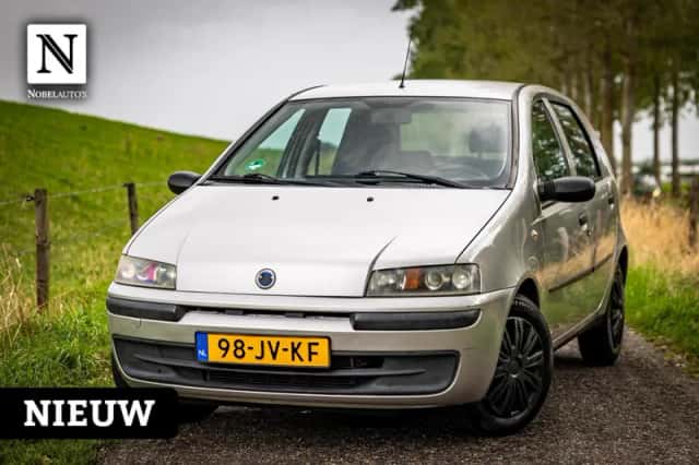 Fiat Punto (2002) thumbnail 1
