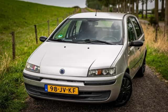Fiat Punto (2002) thumbnail 5