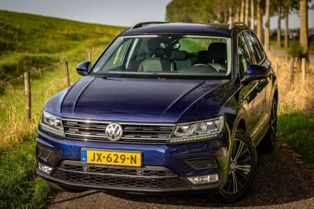 Volkswagen Tiguan (2016) thumbnail 5