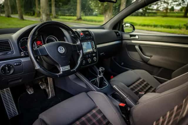 Volkswagen Golf (2007) thumbnail 2