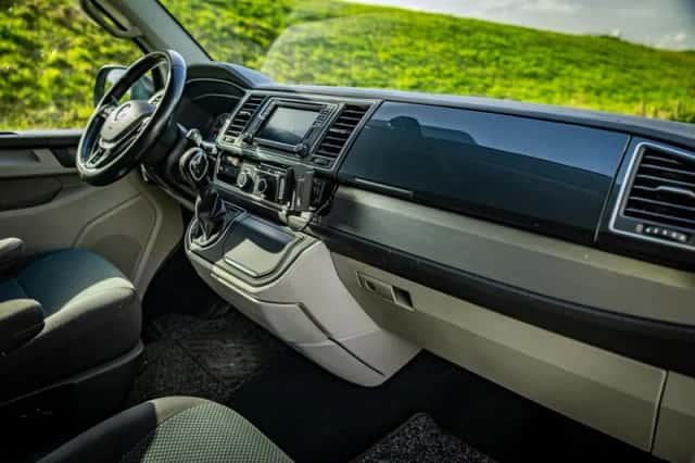Volkswagen Transporter (2019) thumbnail 6