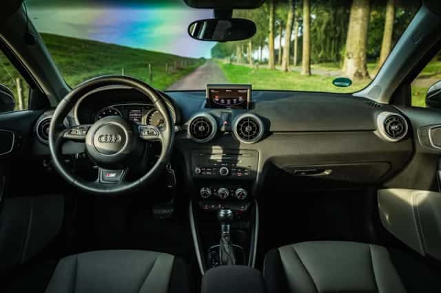 Audi A1 (2010) thumbnail 2