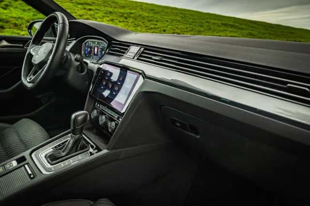 Volkswagen Passat (2020) thumbnail 6