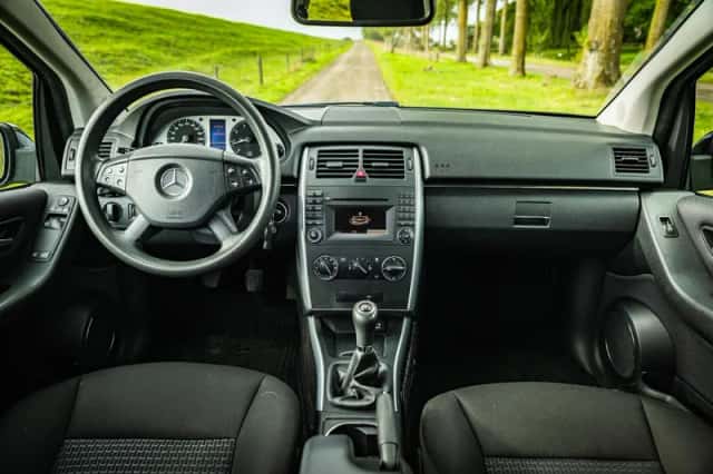 Mercedes-Benz B-Klasse (2009) thumbnail 2