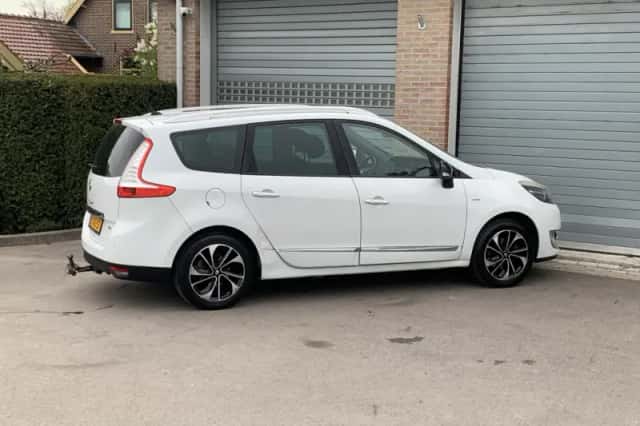 Renault Grand Scénic (2013) thumbnail 6