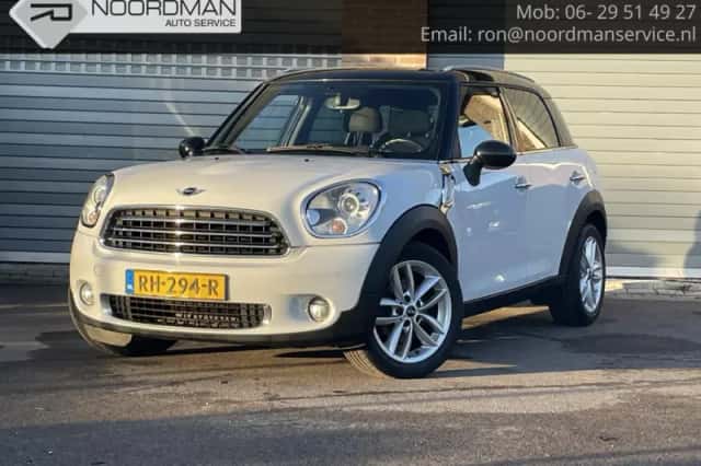 MINI Countryman (2010) thumbnail 1
