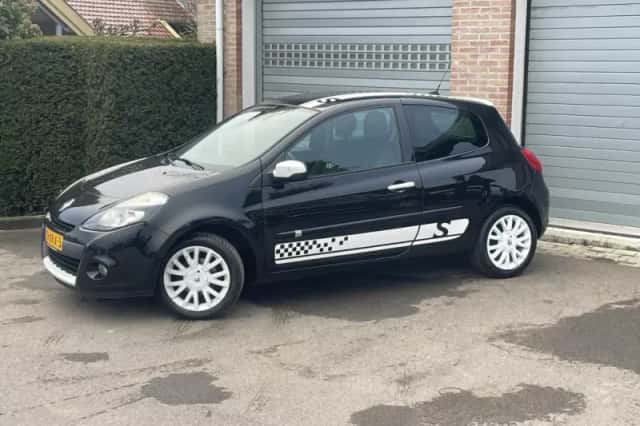 Renault Clio (2012) thumbnail 2
