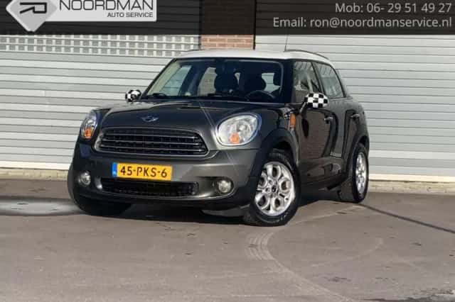 MINI Countryman (2011) thumbnail 1