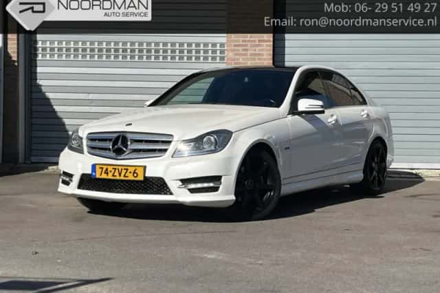 Mercedes-Benz C-Klasse (2013) thumbnail 1
