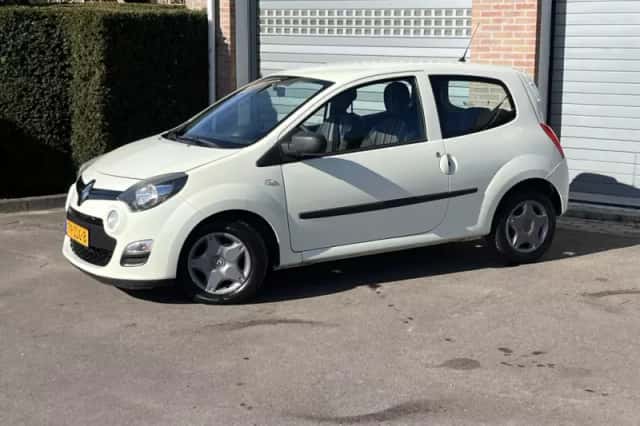 Renault Twingo (2013) thumbnail 2