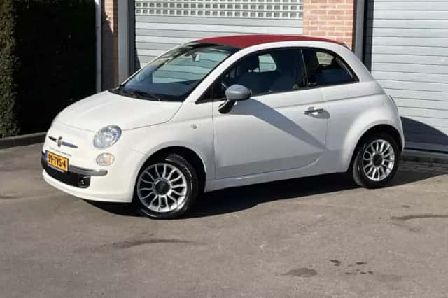 Fiat 500 (2011) thumbnail 2