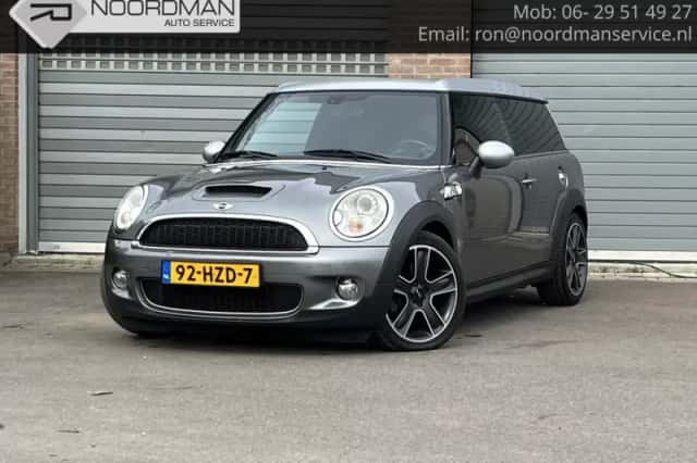 MINI Clubman (2009) thumbnail 1