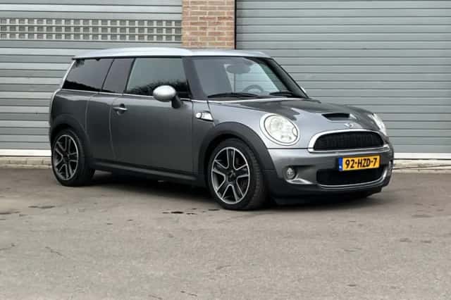 MINI Clubman (2009) thumbnail 3