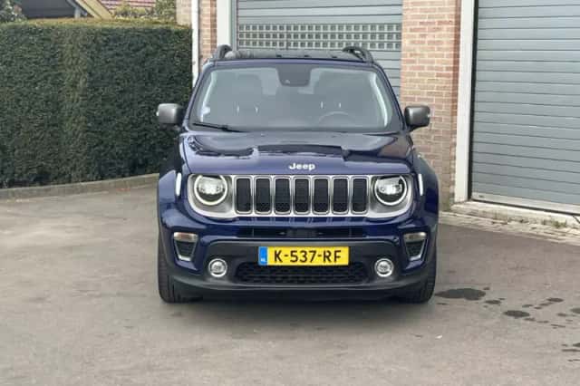 Jeep Renegade (2020) thumbnail 4