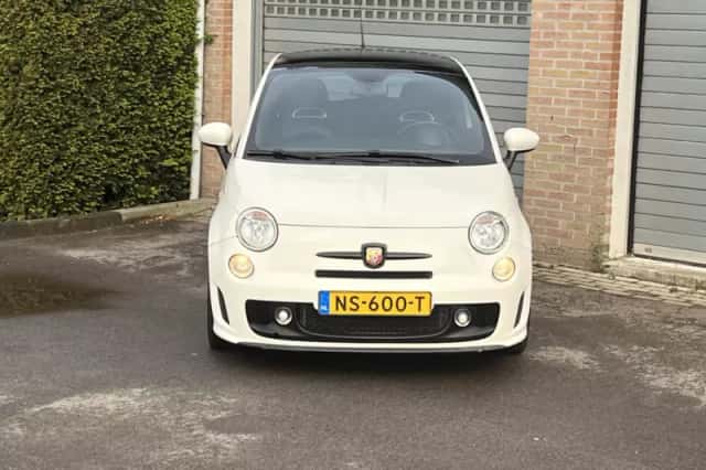 Fiat 500 (2010) thumbnail 4
