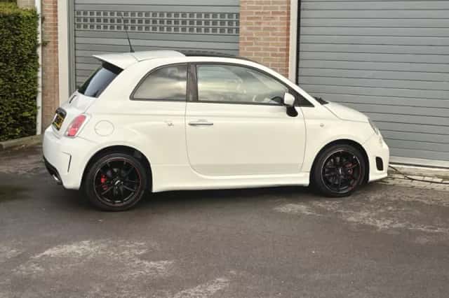 Fiat 500 (2010) thumbnail 6