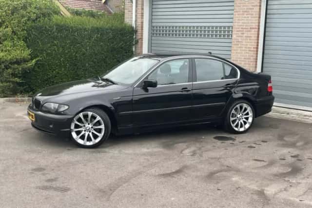 BMW 3-Serie (2004) thumbnail 2