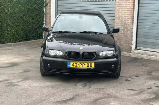 BMW 3-Serie (2004) thumbnail 4