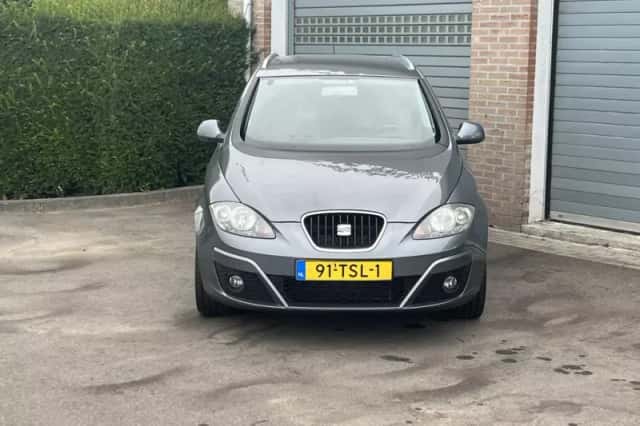 SEAT Altea XL (2012) thumbnail 4