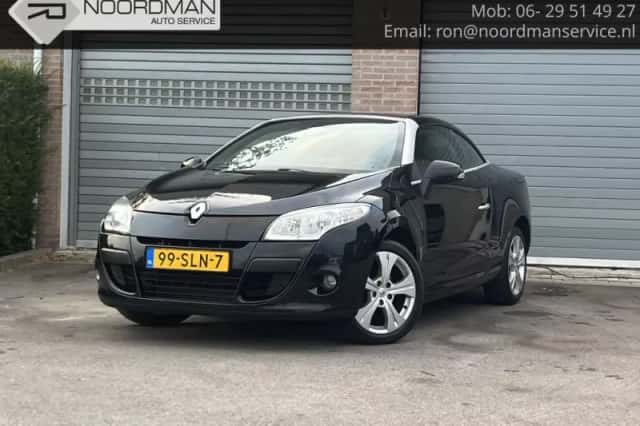 Renault Mégane (2011) thumbnail 1
