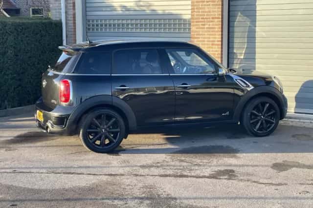 MINI Countryman (2010) thumbnail 6