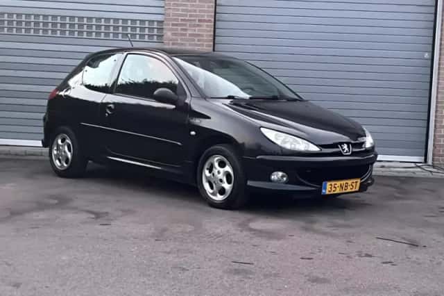 Peugeot 206 (2003) thumbnail 3
