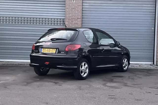 Peugeot 206 (2003) thumbnail 5