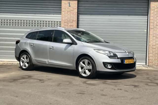 Renault Mégane (2013) thumbnail 3