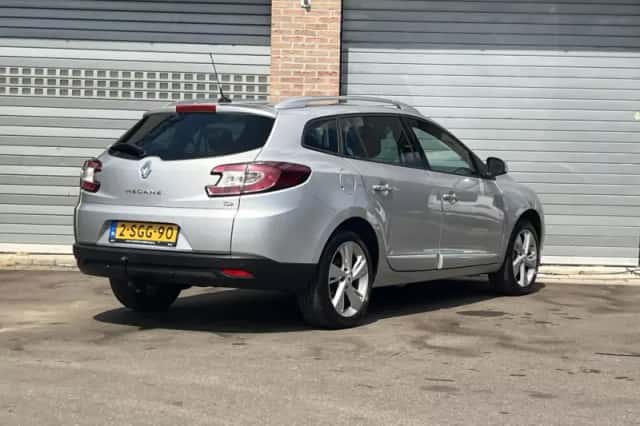 Renault Mégane (2013) thumbnail 5