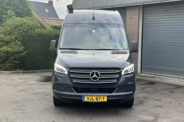 Mercedes-Benz Sprinter (2021) thumbnail 5