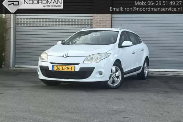 Renault Mégane (2010) thumbnail 1