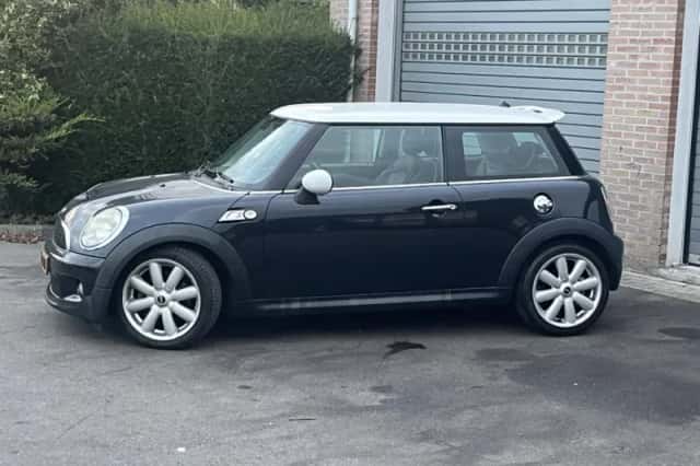 MINI Cooper S (2007) thumbnail 2