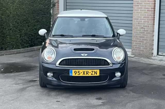 MINI Cooper S (2007) thumbnail 4