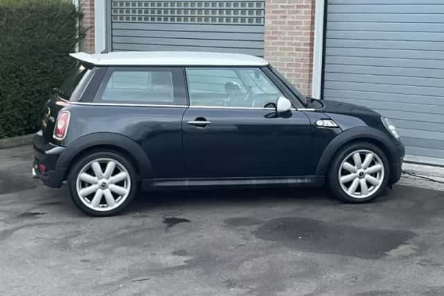 MINI Cooper S (2007) thumbnail 6