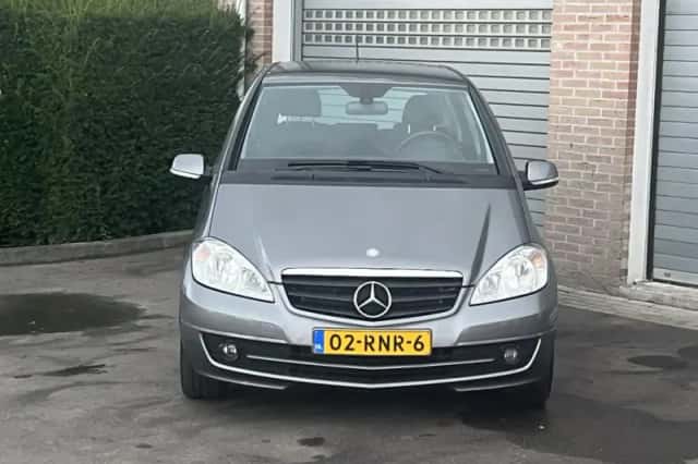 Mercedes-Benz A-Klasse (2011) thumbnail 4