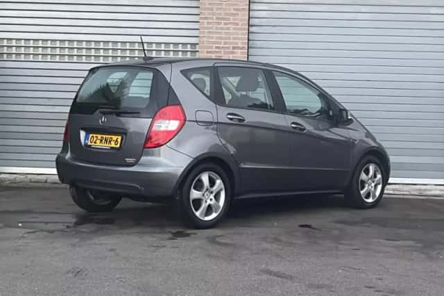 Mercedes-Benz A-Klasse (2011) thumbnail 5