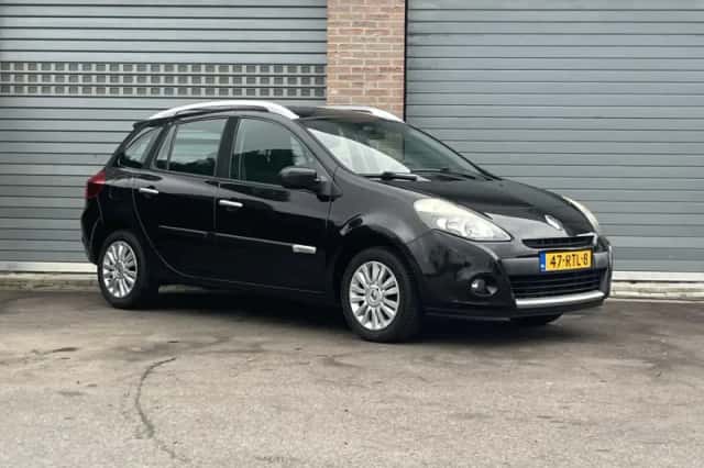Renault Clio (2011) thumbnail 3