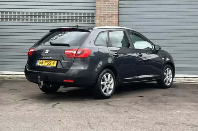 SEAT Ibiza (2011) thumbnail 5