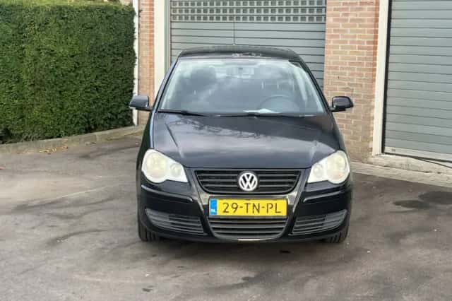 Volkswagen Polo (2006) thumbnail 4