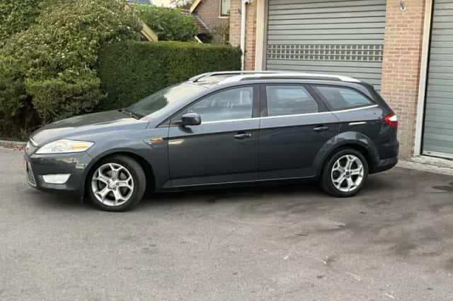 Ford Mondeo (2008) thumbnail 2