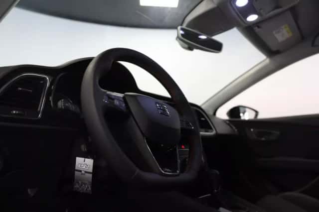 SEAT Leon (2017) thumbnail 6