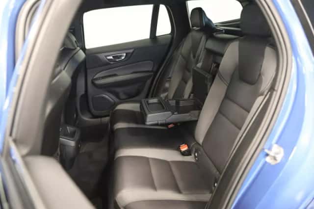 Volvo V60 (2020) thumbnail 4