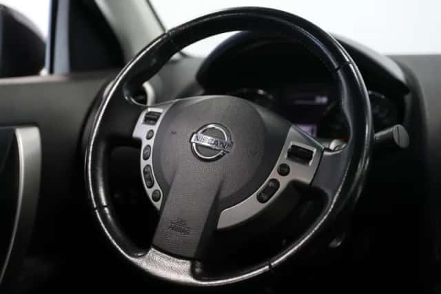 Nissan Qashqai (2013) thumbnail 6